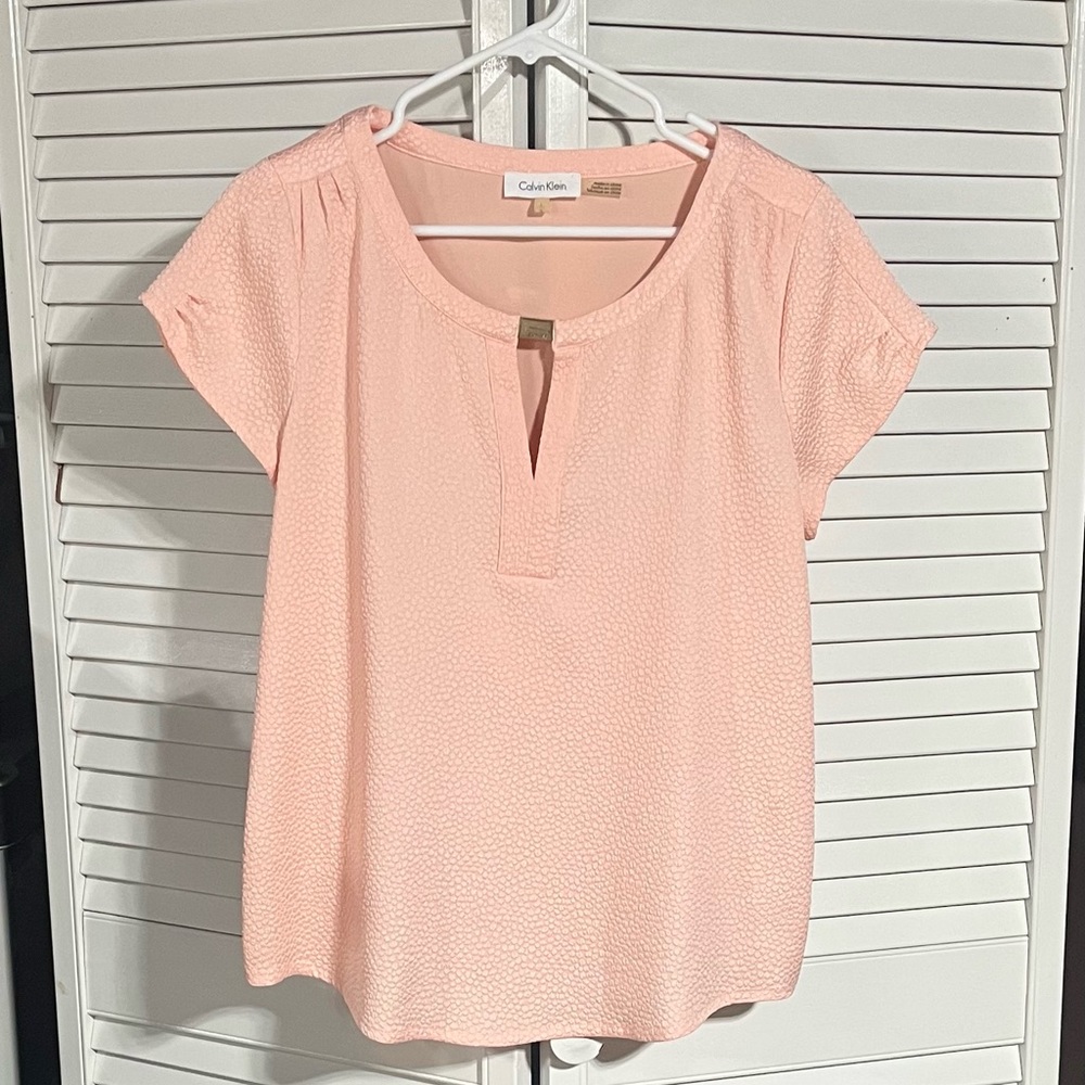 Calvin Klein peach large short sleeve top
